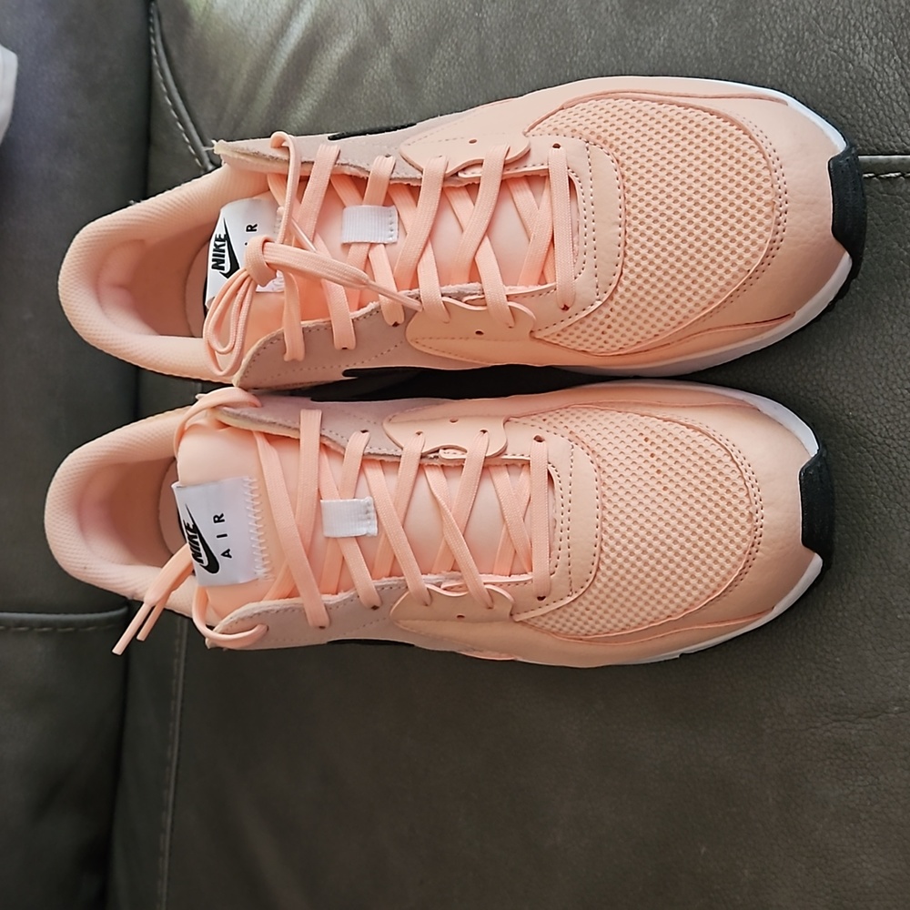 Women's Air Max Sneakers***BUNDLE FOR EXTRA DISCOUNT ***
